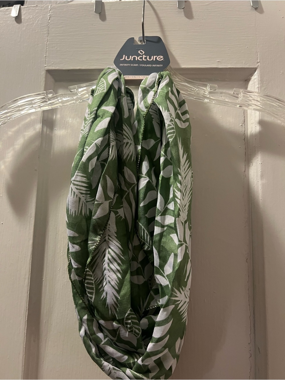 Juncture Infinity Scarf with Leaf Pattern #work #professional #botanical